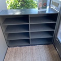 1557460-1 Shelf and carpet