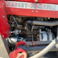 1531244-39 Massey Ferguson 30 Diesel 1964 med frontlastare och pallgafflar – Fungerar