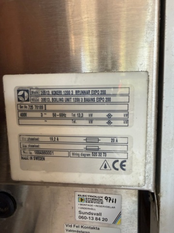1140994-6 Electrolux  kokeri/värmeri med 3 brunnar