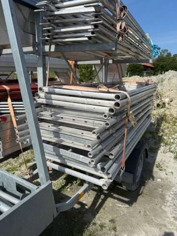 1352278-3 Scaffolding trailer Temared 2022 including scaffolding