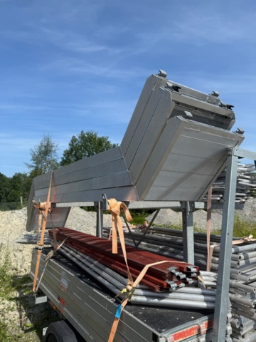 1352278-5 Scaffolding trailer Temared 2022 including scaffolding