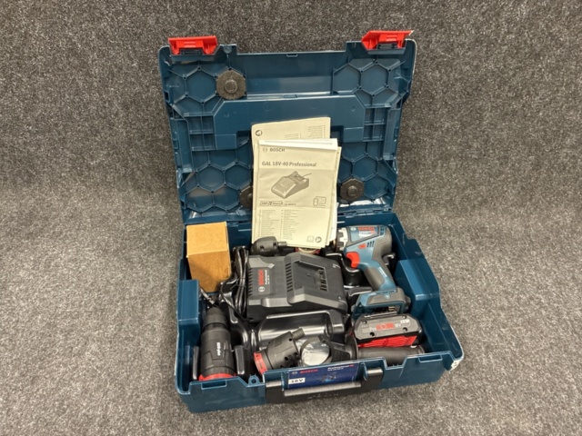 1557586-8 Borrskruvdragare Bosch GSR 18V-90