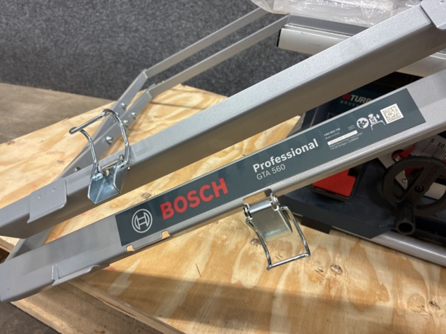 1557650-3 Bordcirkelsåg Bosch BOSCH GTS 18V-70 & Arbetsbord Bosch GTA560