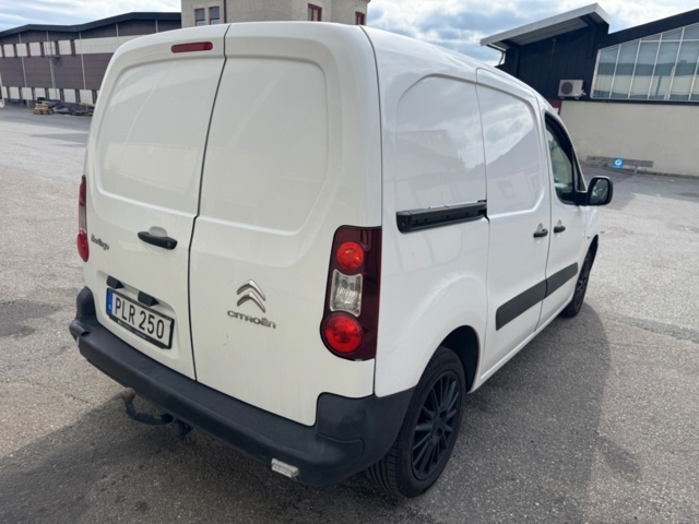 1405978-8 Citroën Berlingo Van Increased Payload 1.6 BlueHDi 75 8v Manual, 75hp, 2017