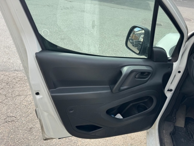 1405978-28 Citroën Berlingo Van Increased Payload 1.6 BlueHDi 75 8v Manual, 75hp, 2017