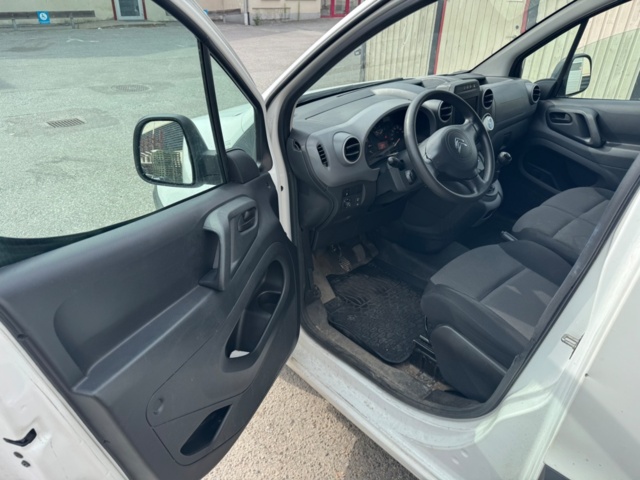 1405978-29 Citroën Berlingo Van Increased Payload 1.6 BlueHDi 75 8v Manual, 75hp, 2017