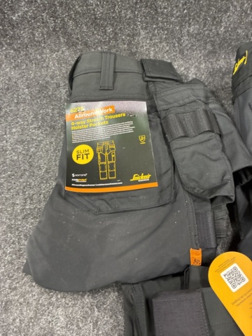 1557717-4 3 st Arbetsbyxor Snickers Workwear, Strl 60, 46 & 100