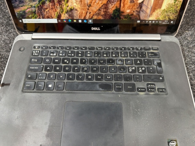1516494-4 Bärbar dator i7 / 16GB RAM / 256GB SSD / Quadro med laddare  - Dell Precision M3800