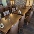 1532098-10 Tables and chairs for restaurant (approx. 100 guests)