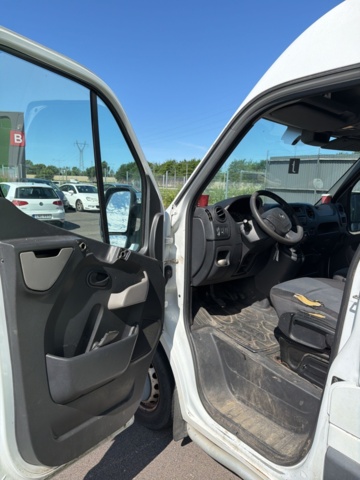1357552-12 Renault Master 3.5 T 2.3 dCi Manuell, 125hk -2011