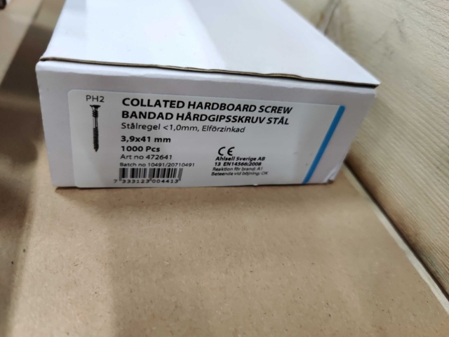 1557989-4 Bandad skruv, VSB & FIXX
