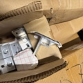 1516515-5 Fästmaterial och installationsdetaljer