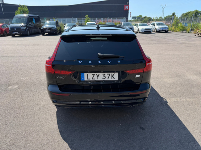 1558038-5 Volvo V60 Recharge T6 AWD Geartronic, 399hk, -2023 (Momsbil)