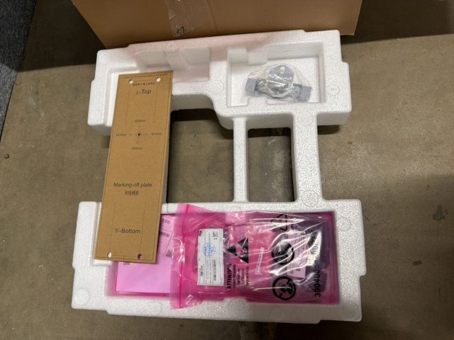 1516518-2 Växelriktare med tillbehör – Huawei SUN2000-15KTL-M2 (Ny/oanvänd)