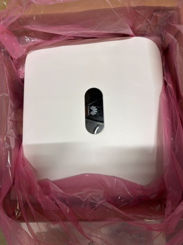 1516518-3 Växelriktare med tillbehör – Huawei SUN2000-15KTL-M2 (Ny/oanvänd)