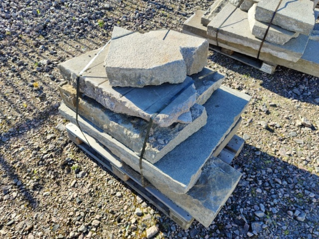 1091302-8 Mixed curbstone/blockstone
