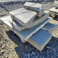 1091302-13 Mixed curbstone/blockstone