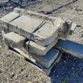 1091302-22 Mixed curbstone/blockstone