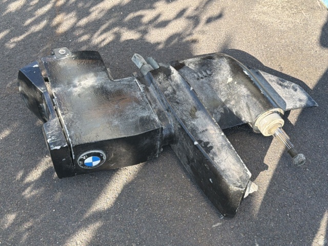 1516217-8 Motorbåt med båtvagn och motor - Coronet 24