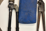 1531253 Elpress V1311 Hydraulisk kabelpress 13 ton med transportväska samt crimptång – Fungerande