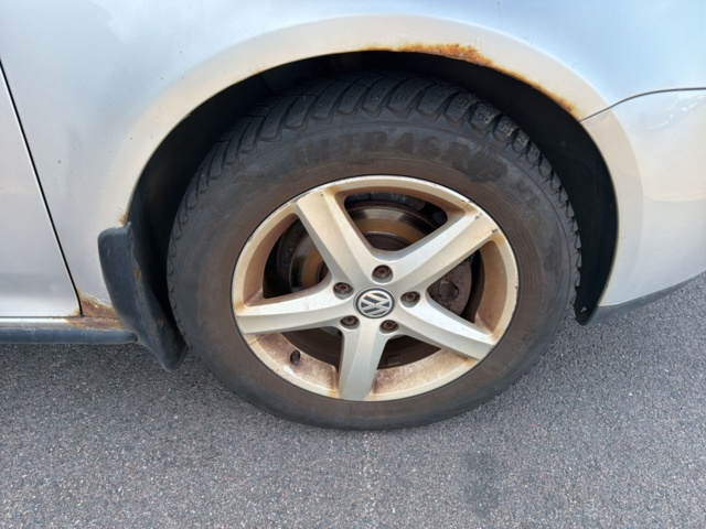1516220-14 Volkswagen Golf 5-dörrar 1.6 Manuell, 102hk, -2007 (Reparationsobjekt)