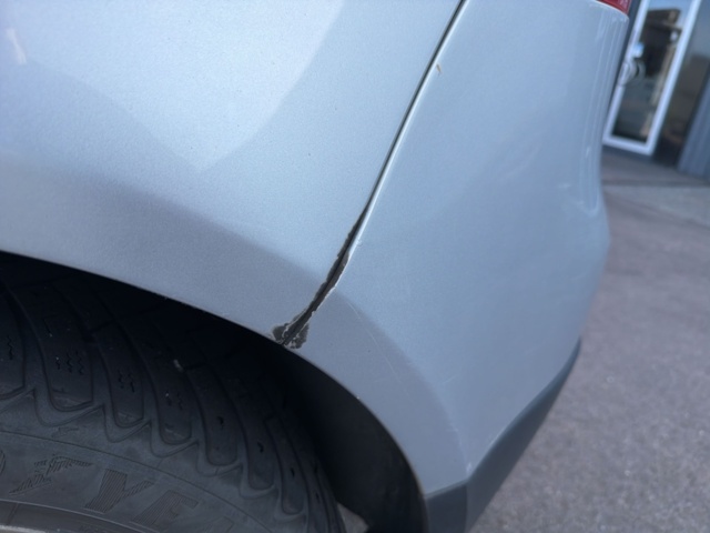 1516220-27 Volkswagen Golf 5-dörrar 1.6 Manuell, 102hk, -2007 (Reparationsobjekt)