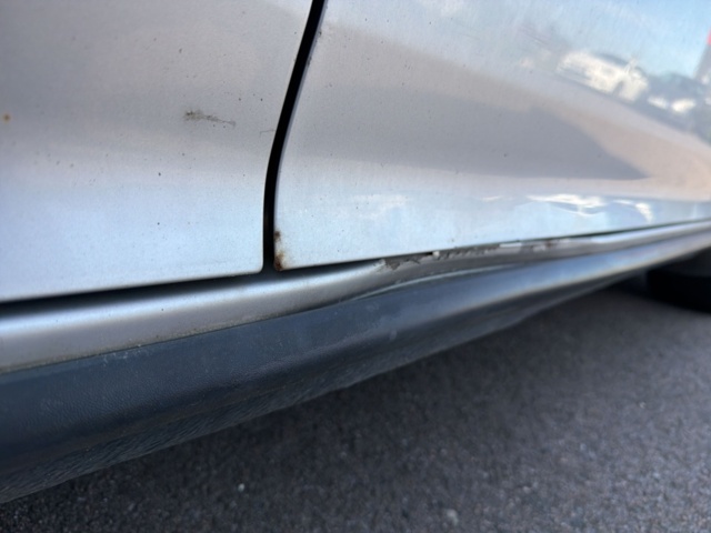 1516220-33 Volkswagen Golf 5-dörrar 1.6 Manuell, 102hk, -2007 (Reparationsobjekt)