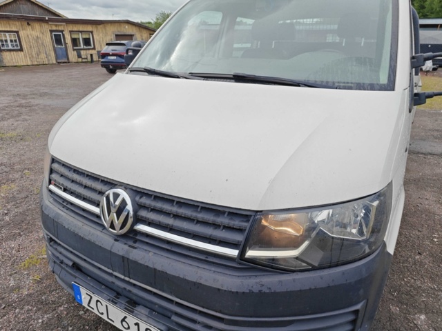 1484396-21 Volkswagen Transporter Chassi Dubbelhytt T28 2.0 TDI BMT 4Motion -2017