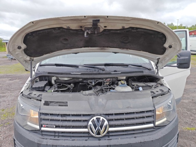 1484396-45 Volkswagen Transporter Chassi Dubbelhytt T28 2.0 TDI BMT 4Motion -2017
