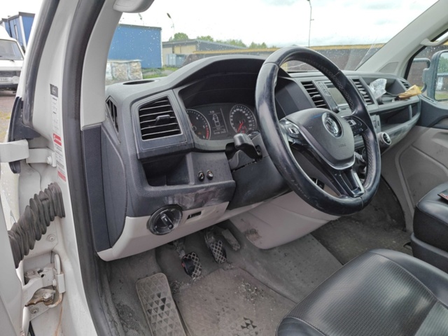 1484396-55 Volkswagen Transporter Chassi Dubbelhytt T28 2.0 TDI BMT 4Motion -2017