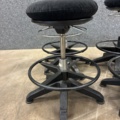 1558028-7 4 st Ergonomiska Sittpallar/Verkstadspallar Global