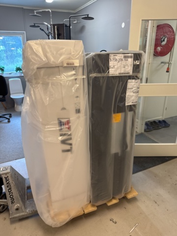 1458428-2 Luft-vattenvärmepump, monoblock - IVT AirX 407 (Utomhusdel)