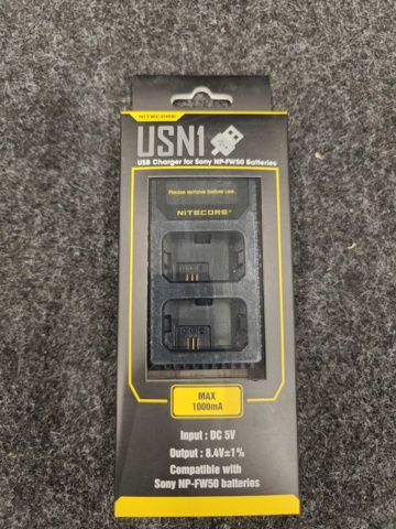1558227-2 Batteriladdare för kamerabatterier Nitecore