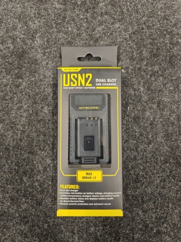 1558227-6 Batteriladdare för kamerabatterier Nitecore