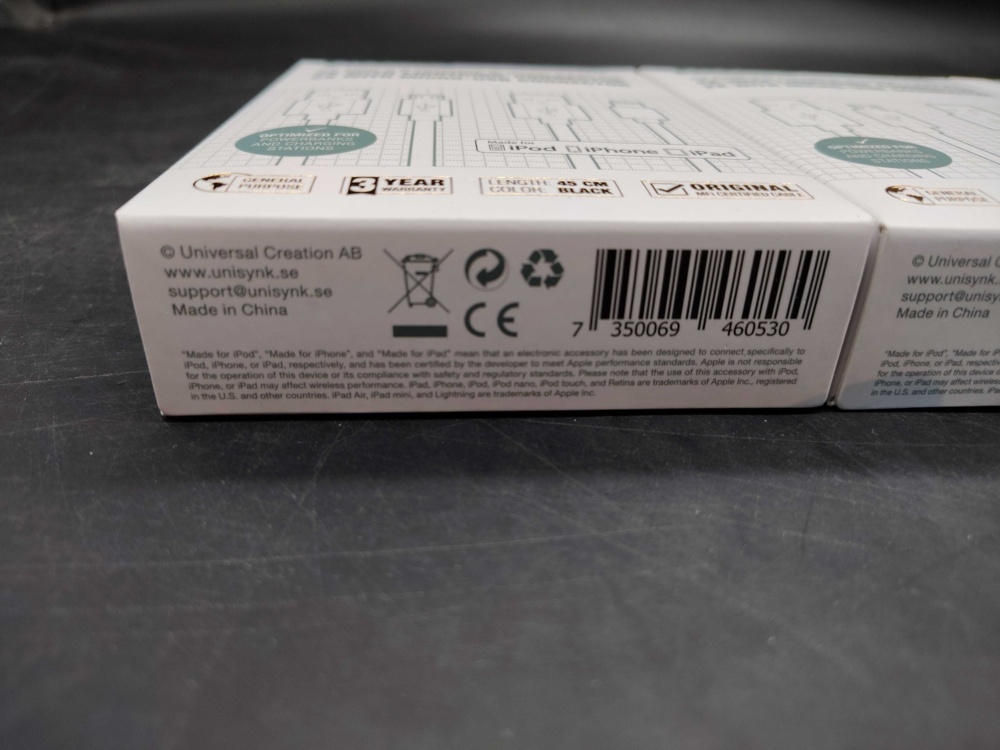 1547192-2 Cable kit, 4 pcs - Unisync, USB 2.0, Lightning and Micro-USB