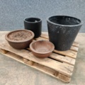 1557444-2 4 pcs Pots