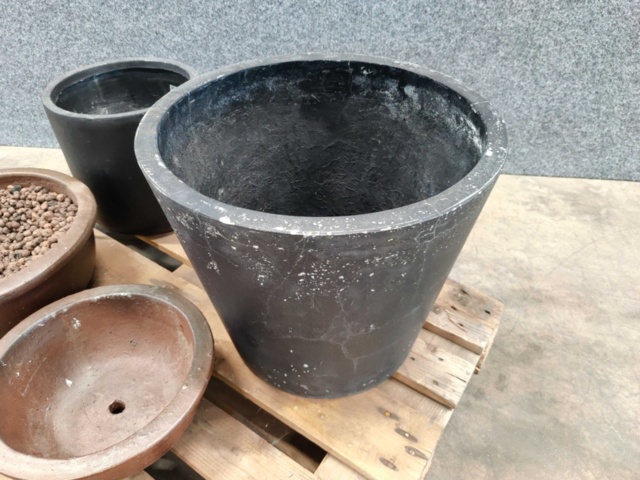 1557444-4 4 pcs Pots