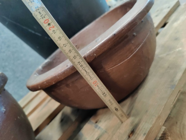 1557444-13 4 pcs Pots