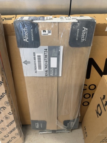 Altech K11 panelradiator för vattenburen värme.