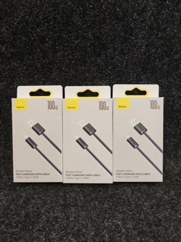 1558238-13 Adaptrar, kablar m.m.
