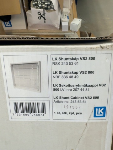 1458450-3 Fördelarshunt med skåp - LK