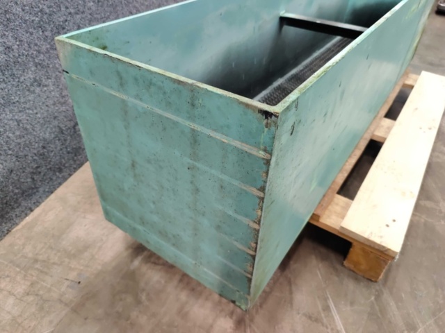 1557446-6 Utomhuskruka 1670*400*430mm