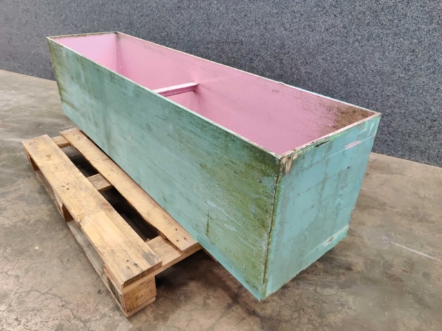 1557447-3 Utomhuskruka 1670*400*430mm