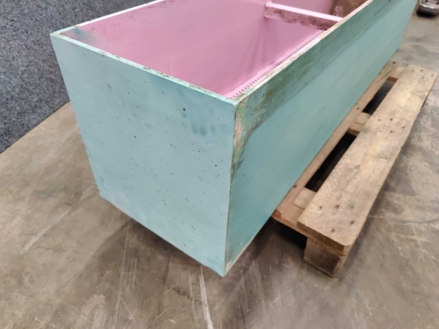 1557448-7 Utomhuskruka 1670*400*430mm