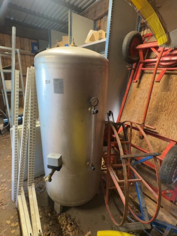 1458439-2 Aqua Expert rostfri hydrofor på 500 liter.