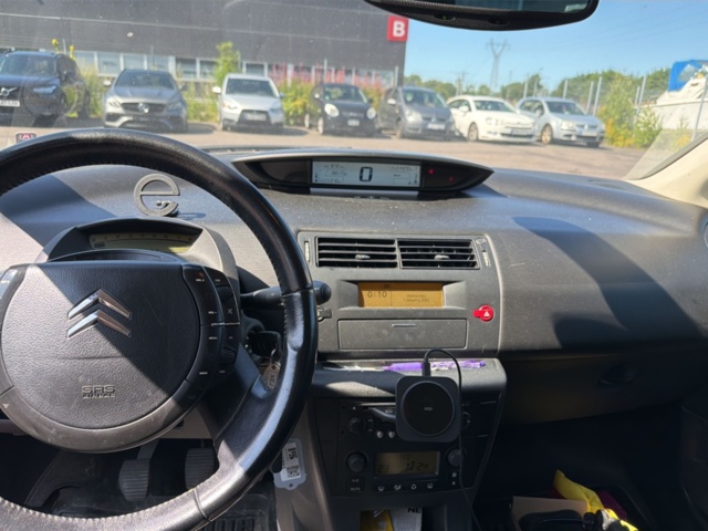 1516221-24 Citroën C4 1.6 Manuell, 109hk, -2006