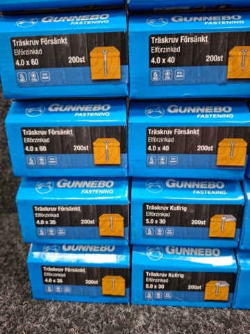 1557786-6 30 st Förpackningar Träskruv Försänkt, Gunnebo