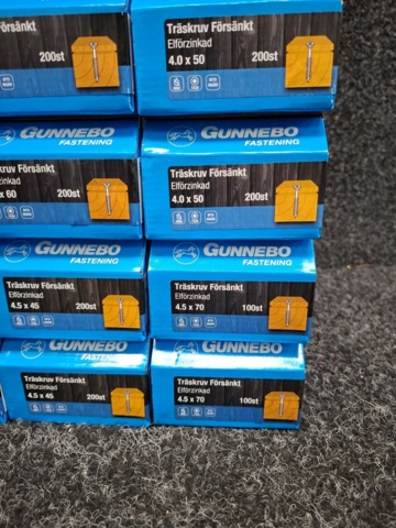1557786-10 30 st Förpackningar Träskruv Försänkt, Gunnebo
