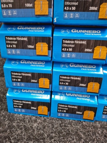 1557787-6 30 st Förpackningar Träskruv Försänkt, Gunnebo