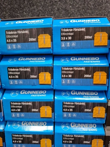 1557790-8 30 st Förpackningar Träskruv Försänkt, Gunnebo